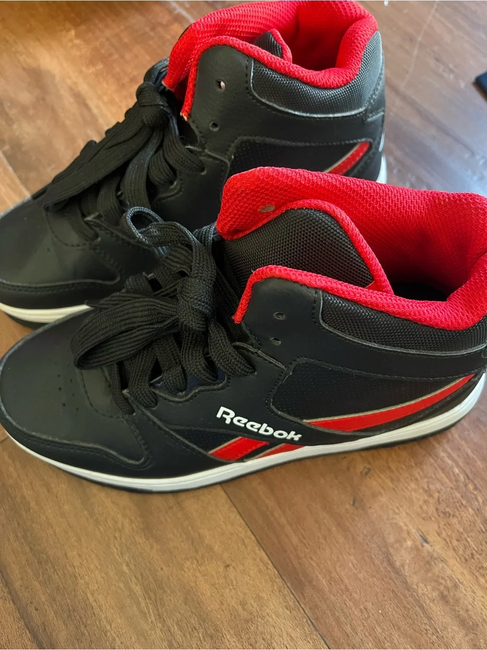 Heelys stylish black